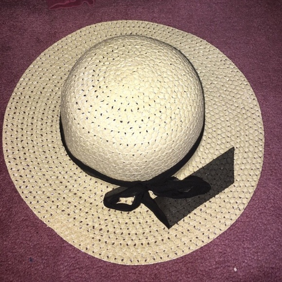 Floppy Sun Hat - Picture 1 of 2